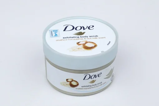 Dove Exfoliating Body Scrub Crushed With Macadamia & Rice Scent 225ml